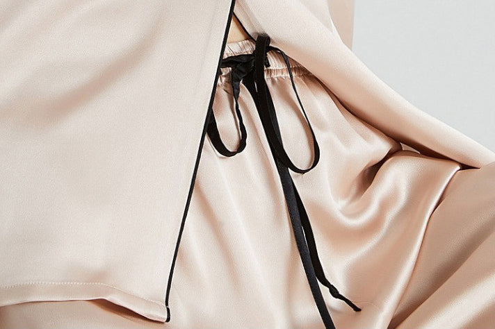 Spring 19 Momme Silk Small Lapel Female Elegant Simple Light Color Long Sleeve Pants Two Piece Pajamas