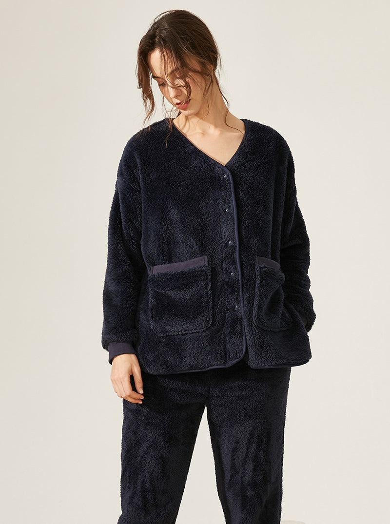 Winter Thickened Warm Pajamas Female Coral Velvet V Collar Long Sleeve With Scarf Can Be Worn Outdoors Set