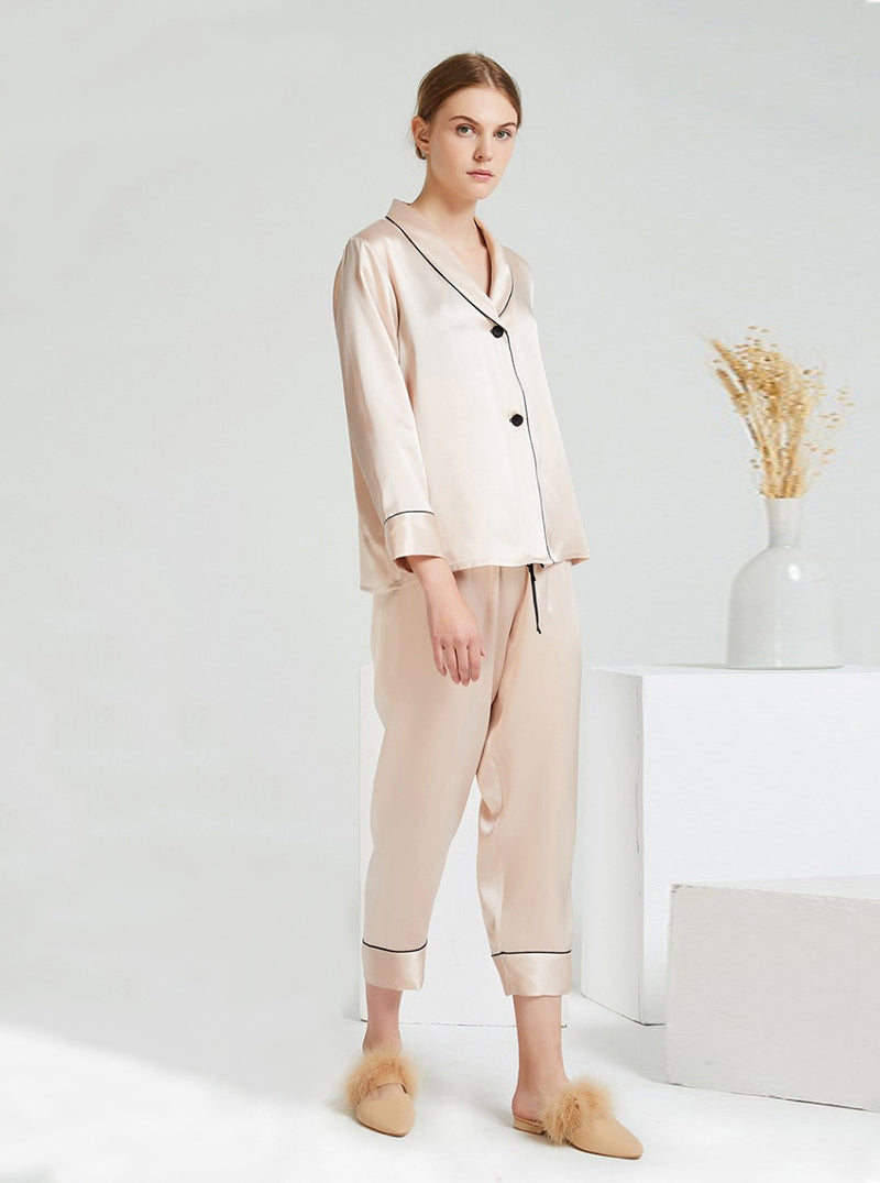Spring 19 Momme Silk Small Lapel Female Elegant Simple Light Color Long Sleeve Pants Two Piece Pajamas