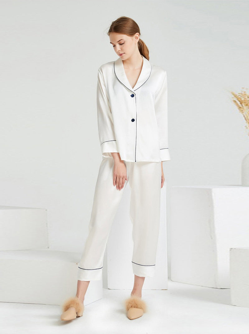 Spring 19 Momme Silk Small Lapel Female Elegant Simple Light Color Long Sleeve Pants Two Piece Pajamas