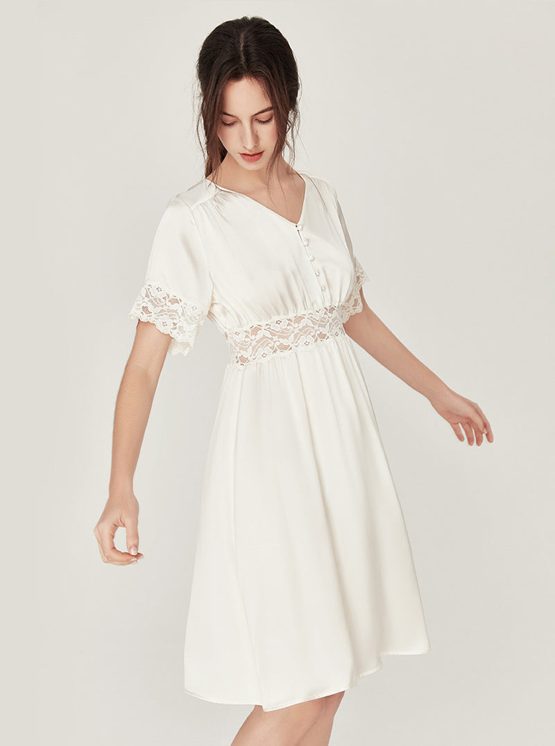 Summer Can Be Worn Outdoors Silk Retro Elegant Long-Breasted Buttons V Collar Hollow Lace Stitching Milk White Short Sleeve Nightdress