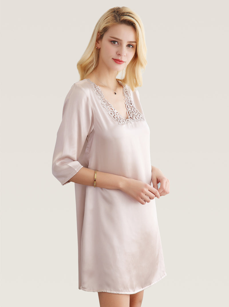 Summer Silk Female V-Neck Lace Simple Fashionable Generous Comfortable And Textured Slim Solid Color Sleeves Nightdress
