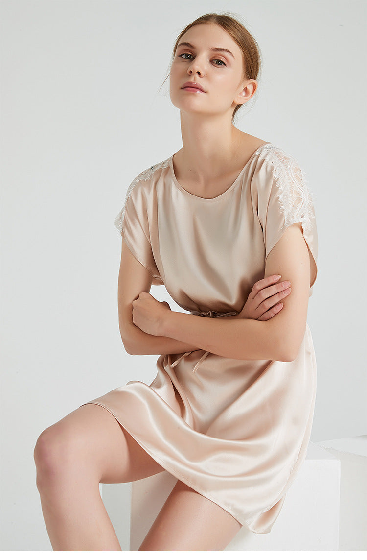 19 Momme Silk Female Spring And Summer Round Neck Lace Sexy And Elegant Adjustable Waist Light Apricot Short-Sleeved Nightdress