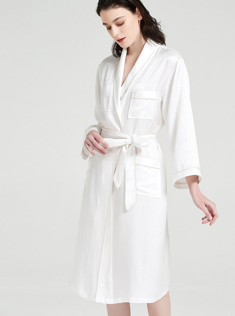 19 Momme Spring And Autumn Female Silk Small Lapel Loose Elegant Casual Belt Houndstooth Solid Color Long Sleeve Night-Robe