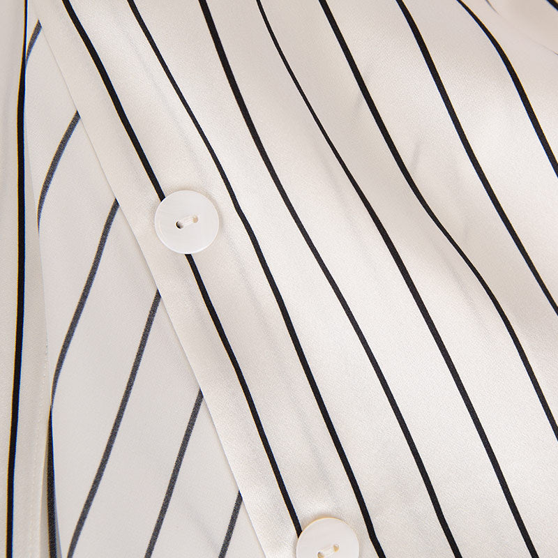 Male Summer 19 Momme Silk Shirt Collar Loose Temperament Black And White Striped Print Short-Sleeved Shorts Two-Piece Pajamas