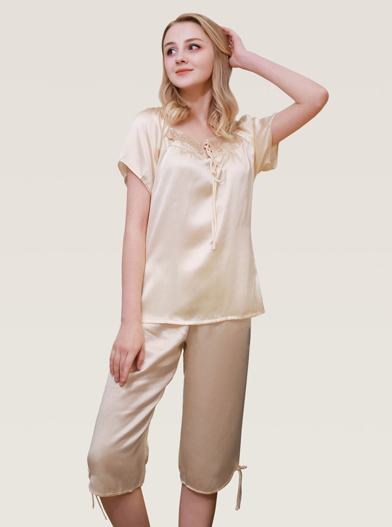 Female Spring And Autumn Silk Round Neck Embroidered Drawstring Comfortable Soft Breathable Short Sleeve Mid-Length Pants