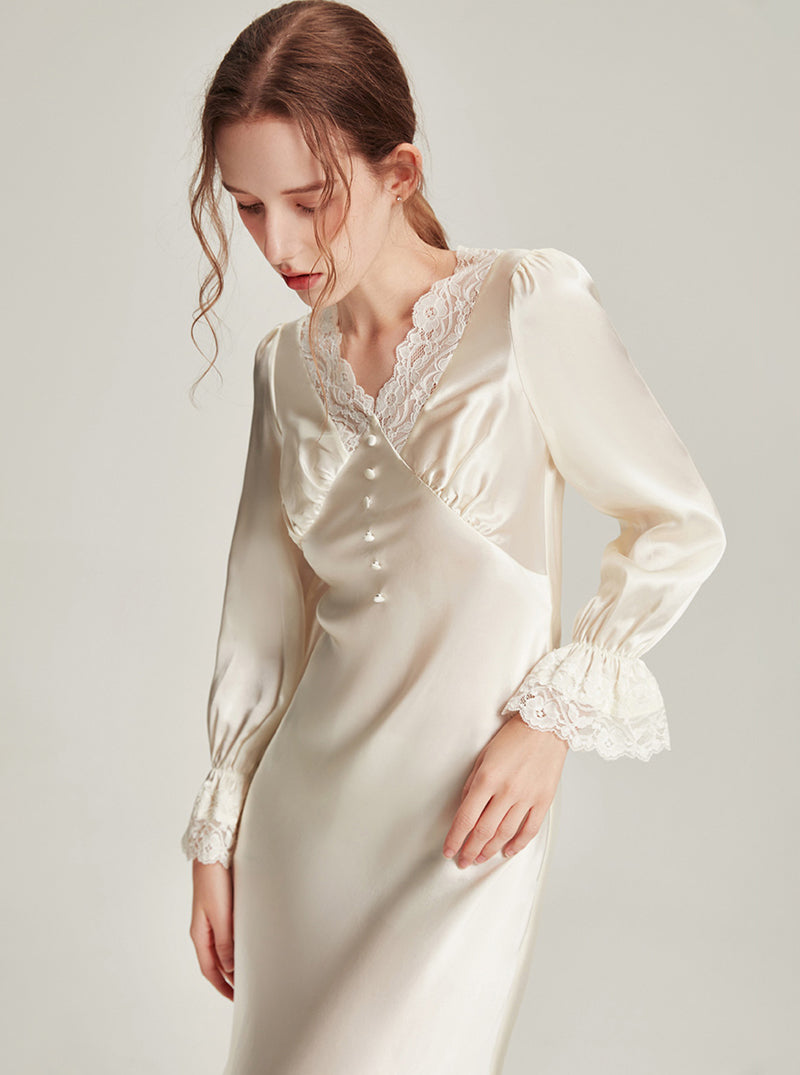19 Momme Silk Autumn Female Lace V-Neck Vintage Elegant Textured High-Grade Comfortable Long Sleeve Beige Nightdress