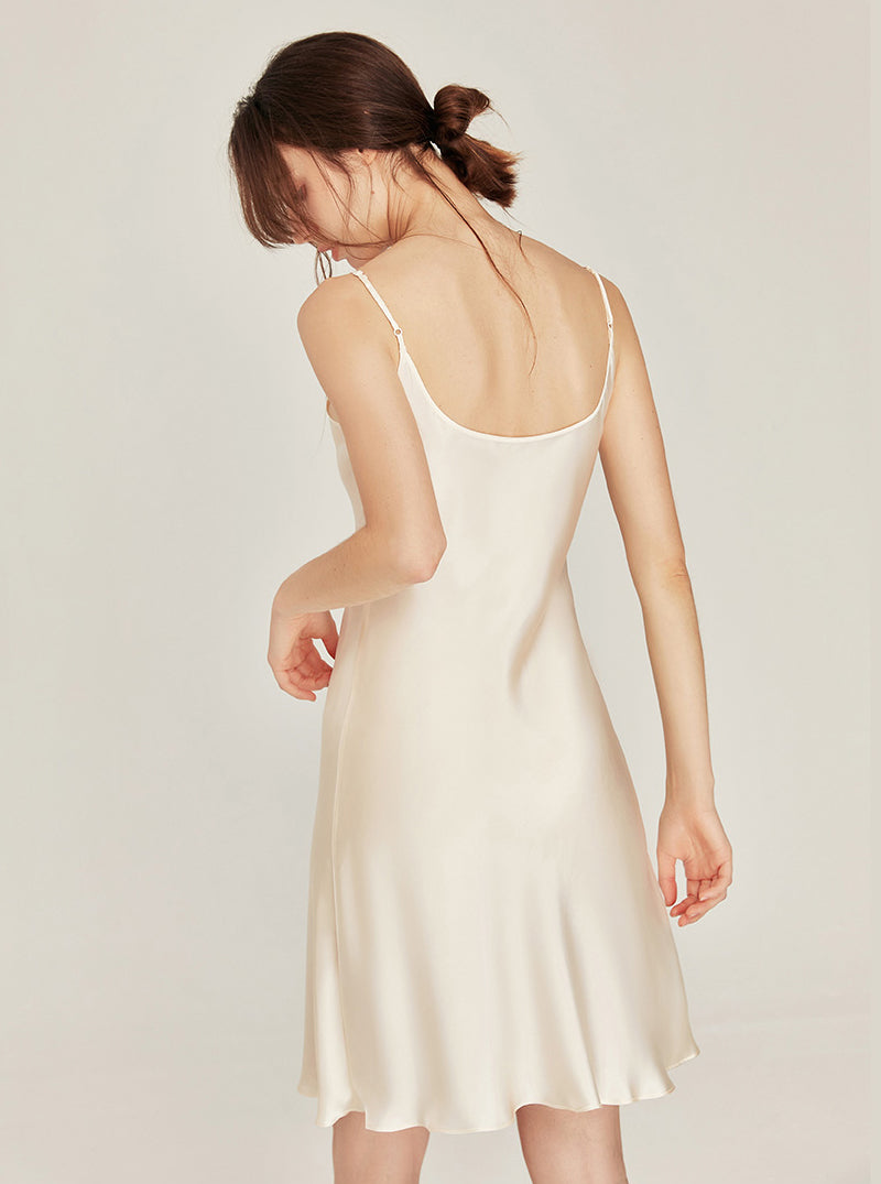 Summer Female Silk Nightdress Elegant Advanced Sense Simplicity Apricot U Collar Splicing Lace Sling Dress