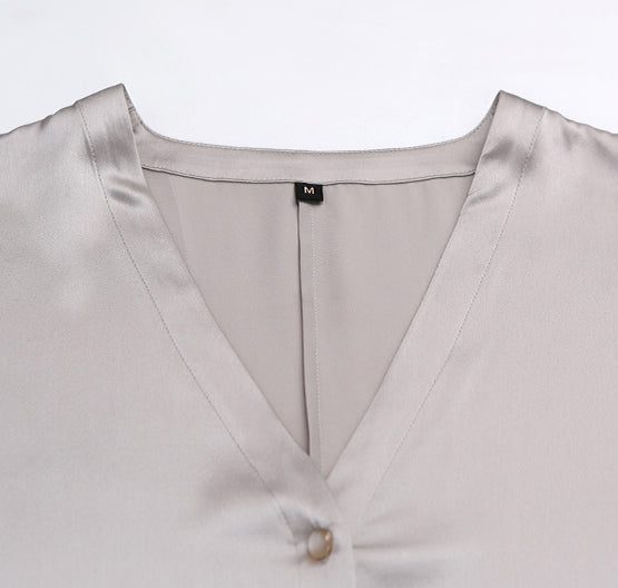 Senior Grey 19 Momme Silk Female V-Neck Summer Loose Casual Comfortable Short Sleeve Shirt Nightdress