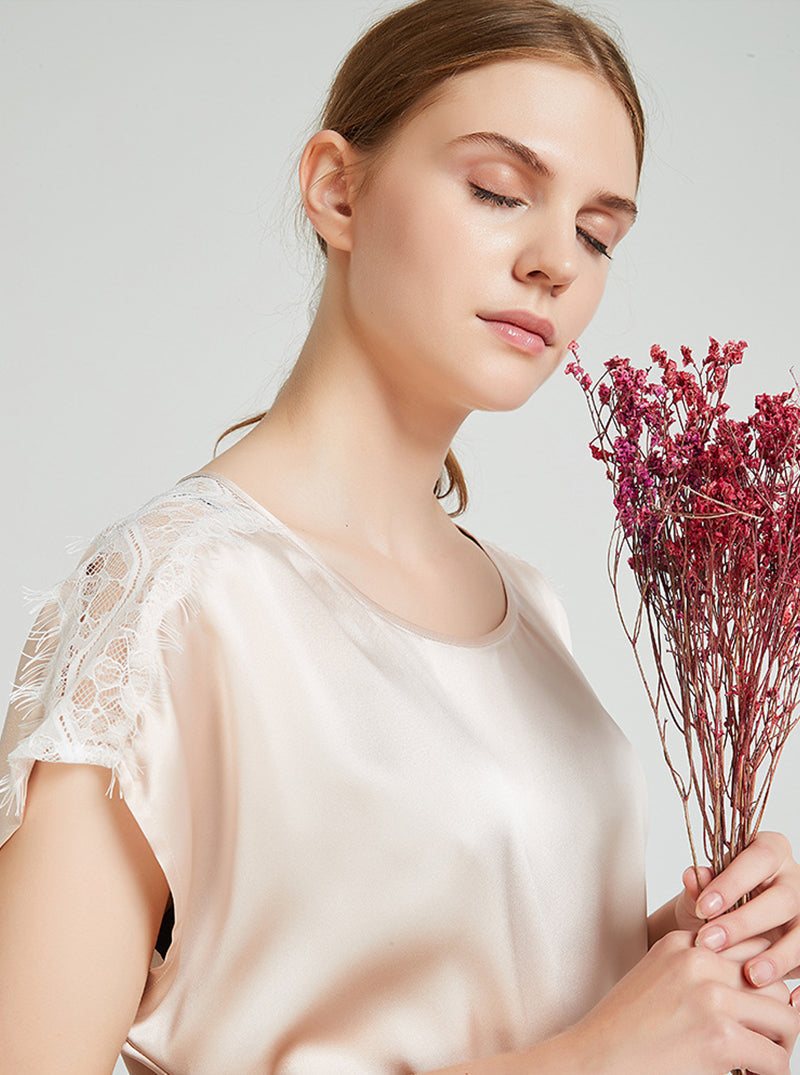 19 Momme Silk Female Spring And Summer Round Neck Lace Sexy And Elegant Adjustable Waist Light Apricot Short-Sleeved Nightdress