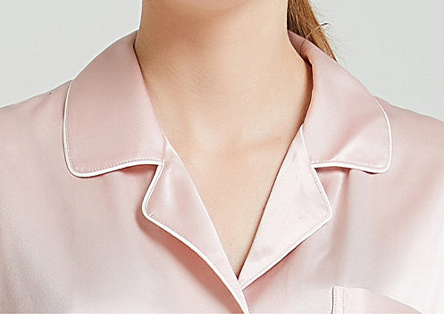 Female Short-Sleeved Shorts 19 Momme Silk Summer Lapel Cool Simple And Comfortable Multicolor Pajamas Two-Piece Set