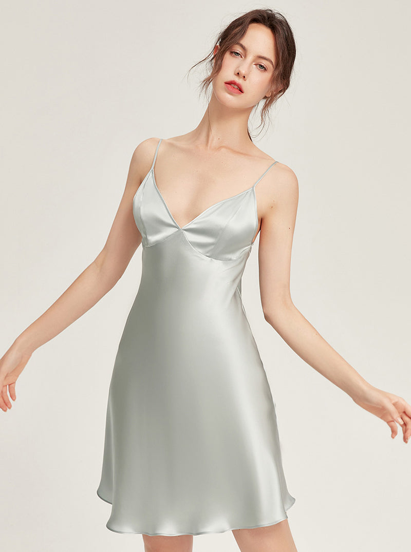 19 Momme Silk Summer Female V-Neck Simple Sexy Elegant Comfortable Fashion Solid Color Stitching Sling Nightdress