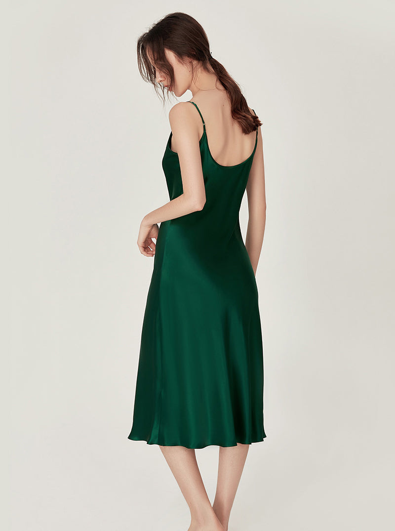 Simplicity Pure Color Silk Cowl-neck Elegant Sexy Split Hem Medium Length Slim Sling Nightdress