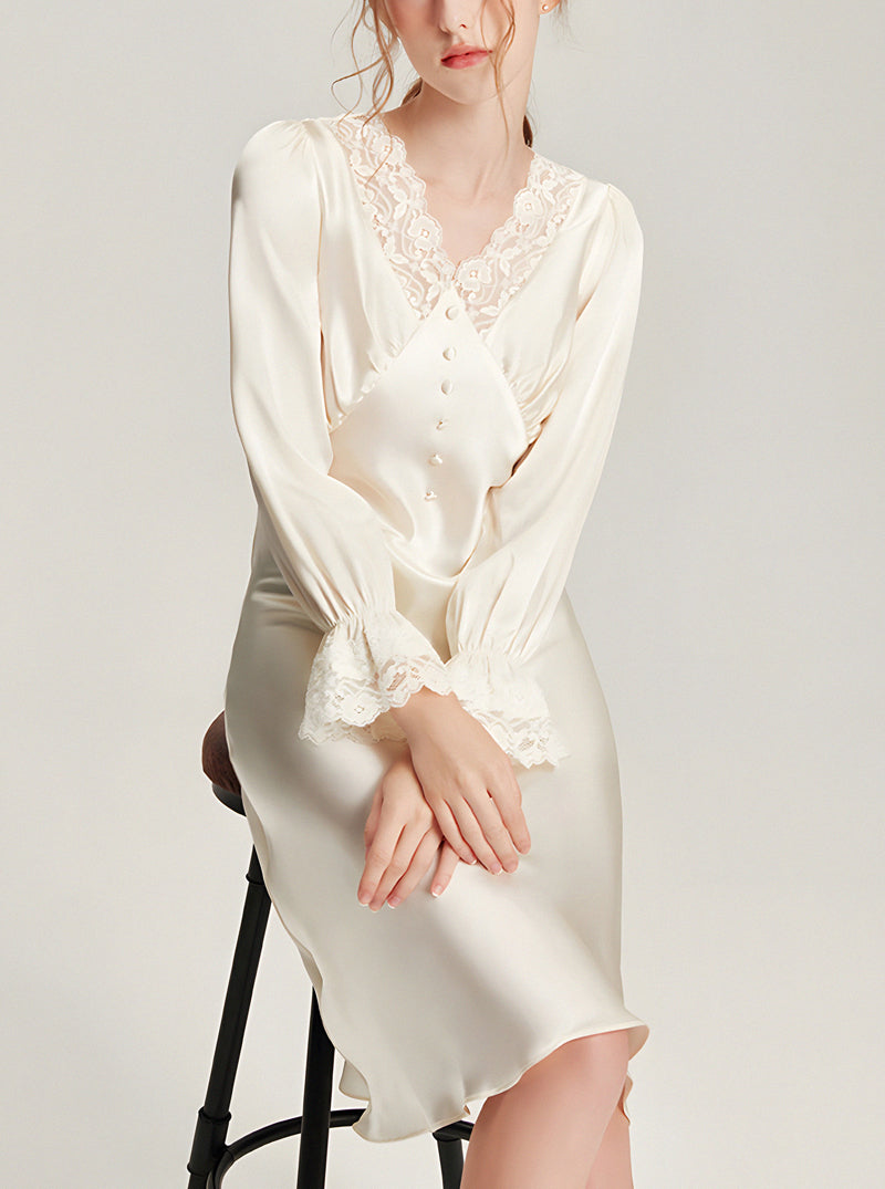 19 Momme Silk Autumn Female Lace V-Neck Vintage Elegant Textured High-Grade Comfortable Long Sleeve Beige Nightdress
