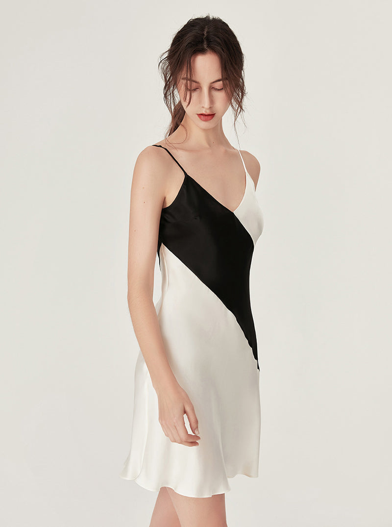 Female Summer Silk Advanced Sense Sexy V Collar Black White Contrast Sexy Sling Short Nightdress