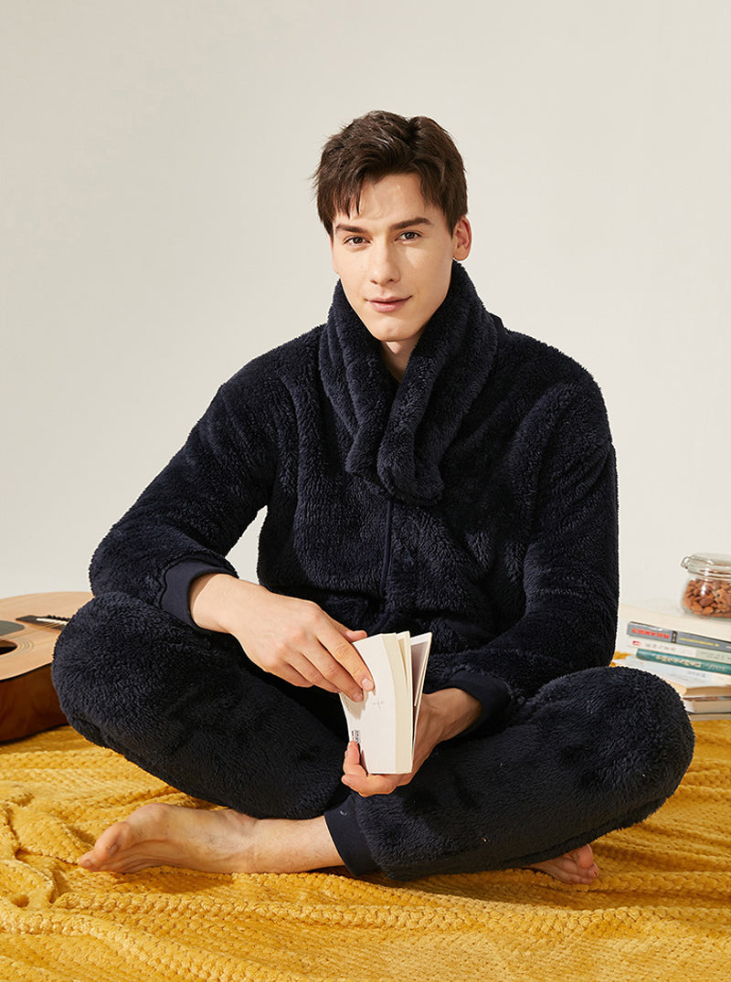 Thickened Warmth Winter Pajamas Male Small V Collar Long Sleeve With Scarf Can Be Worn Outdoors Coral Velvet Set