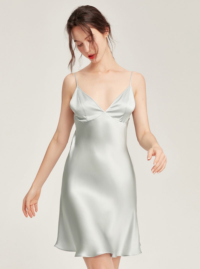19 Momme Silk Summer Female V-Neck Simple Sexy Elegant Comfortable Fashion Solid Color Stitching Sling Nightdress