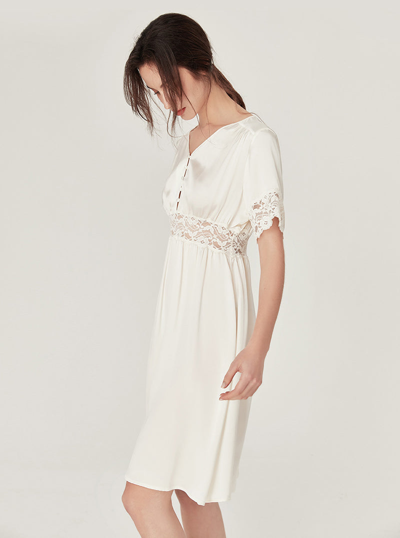 Summer Can Be Worn Outdoors Silk Retro Elegant Long-Breasted Buttons V Collar Hollow Lace Stitching Milk White Short Sleeve Nightdress